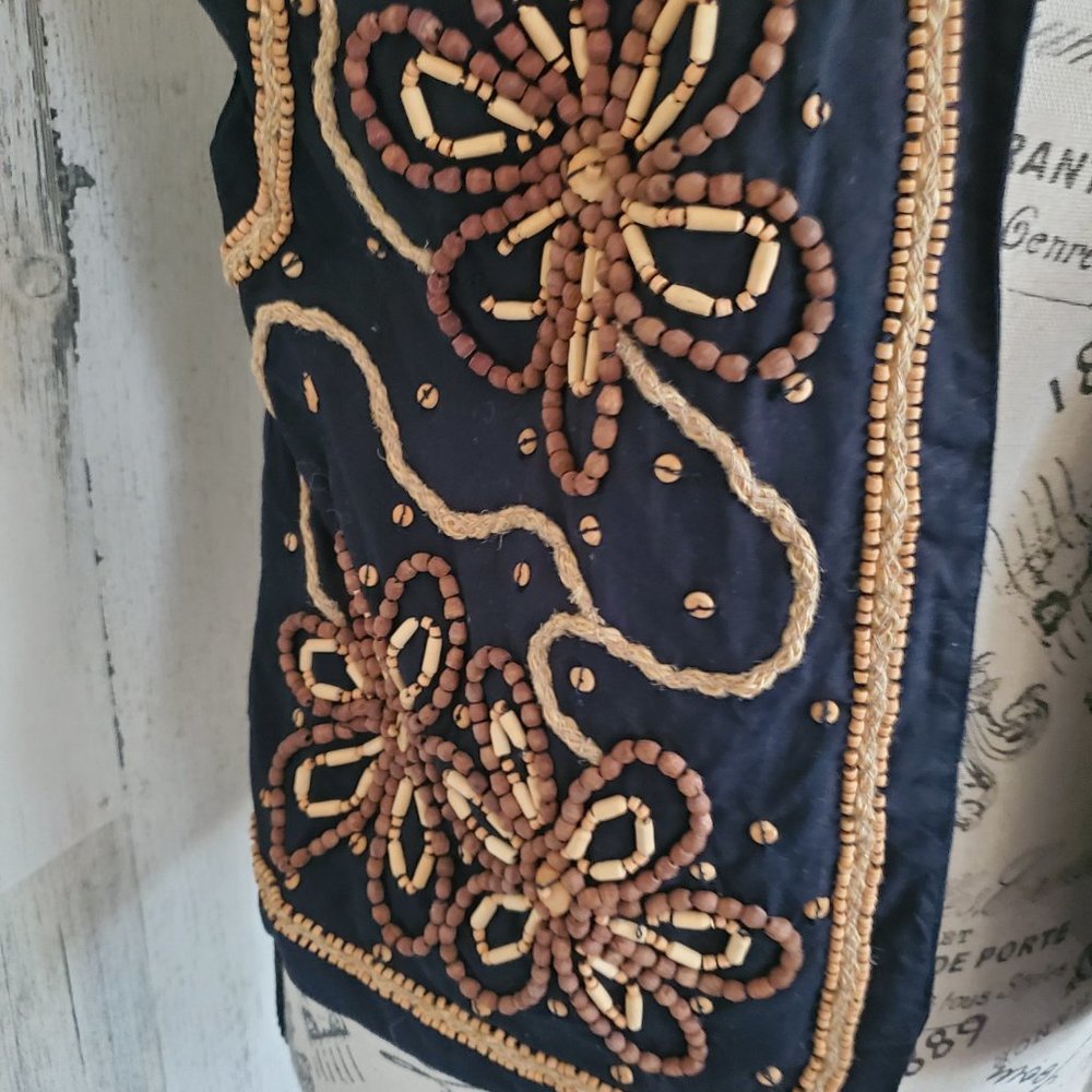 VINTAGE CASUAL CORNER WOOD BEAD and HEMP EMBELLISHED VEST - Picture 3 of 7